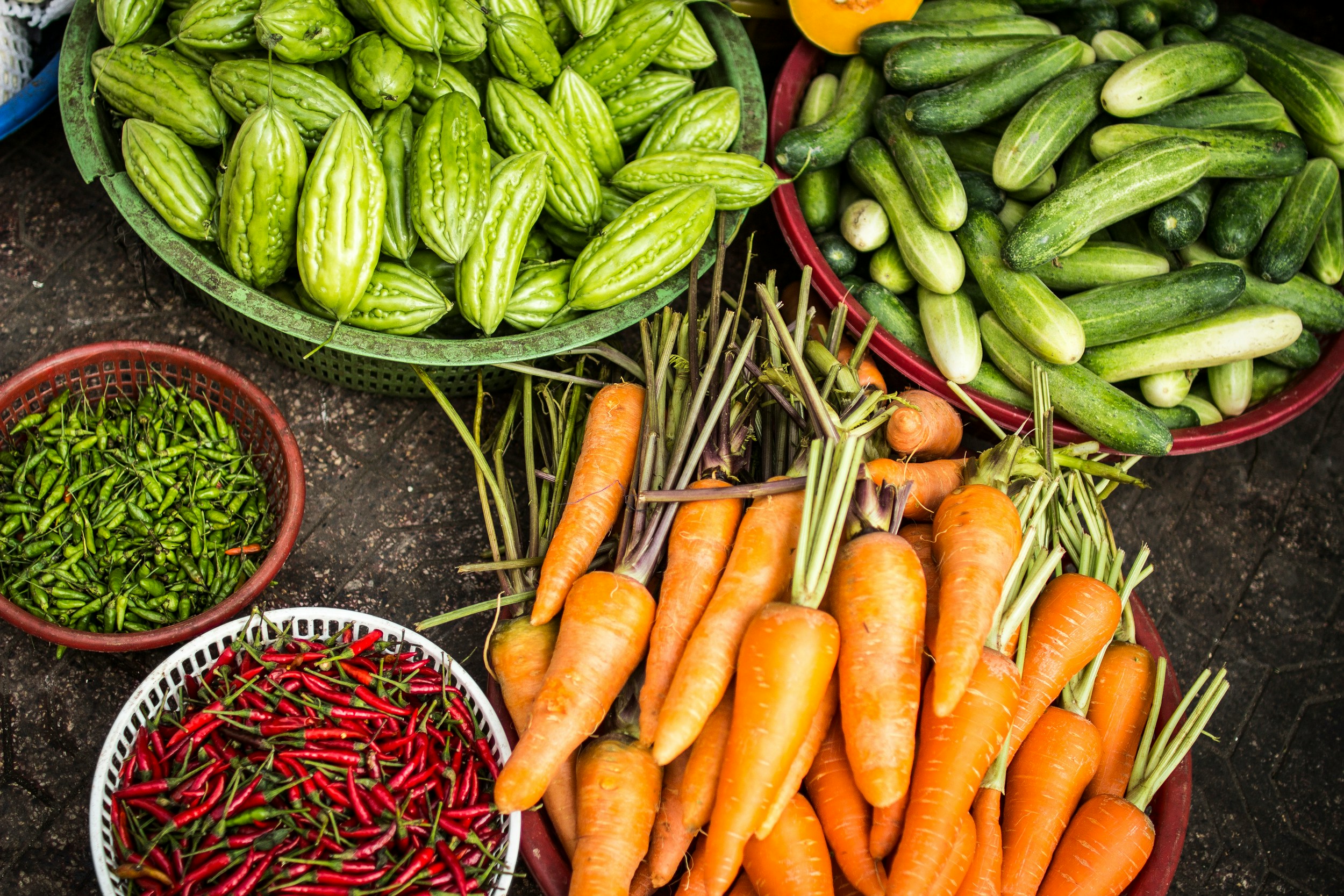 Assortment of fresh, colorful vegetables displayed at SuperKidz nursery in Cairo, Egypt, emphasizing the nursery's commitment to providing healthy meals for children, promoting nutrition and wellness.